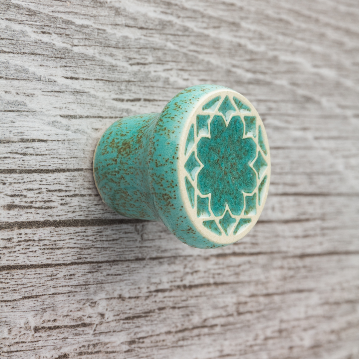 gałka do mebli miętowa