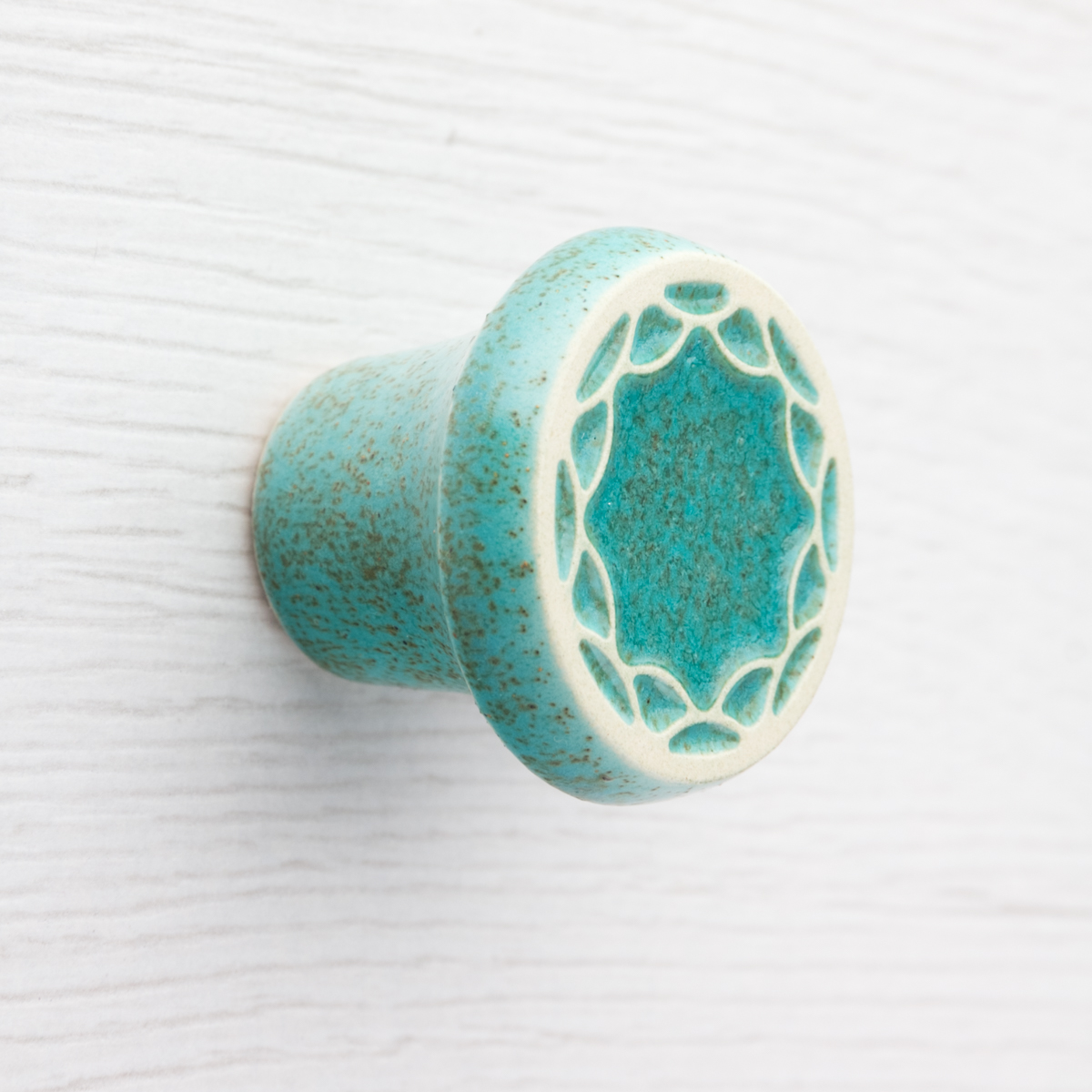 miętowe gałki do mebli