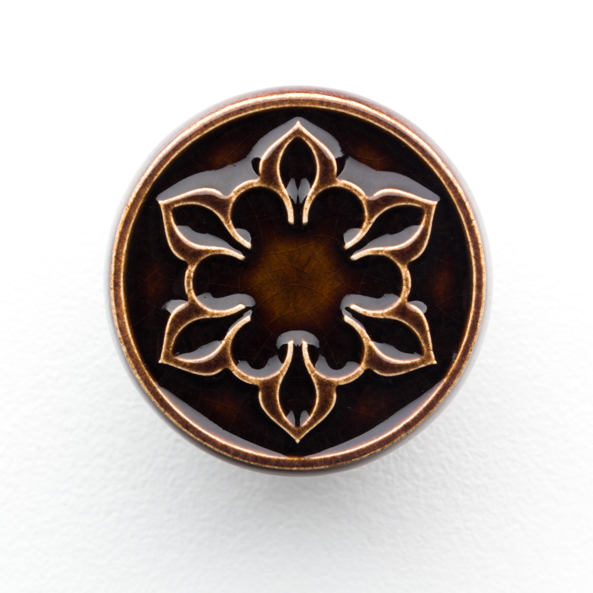 ciemnobrązowe gałki do mebli