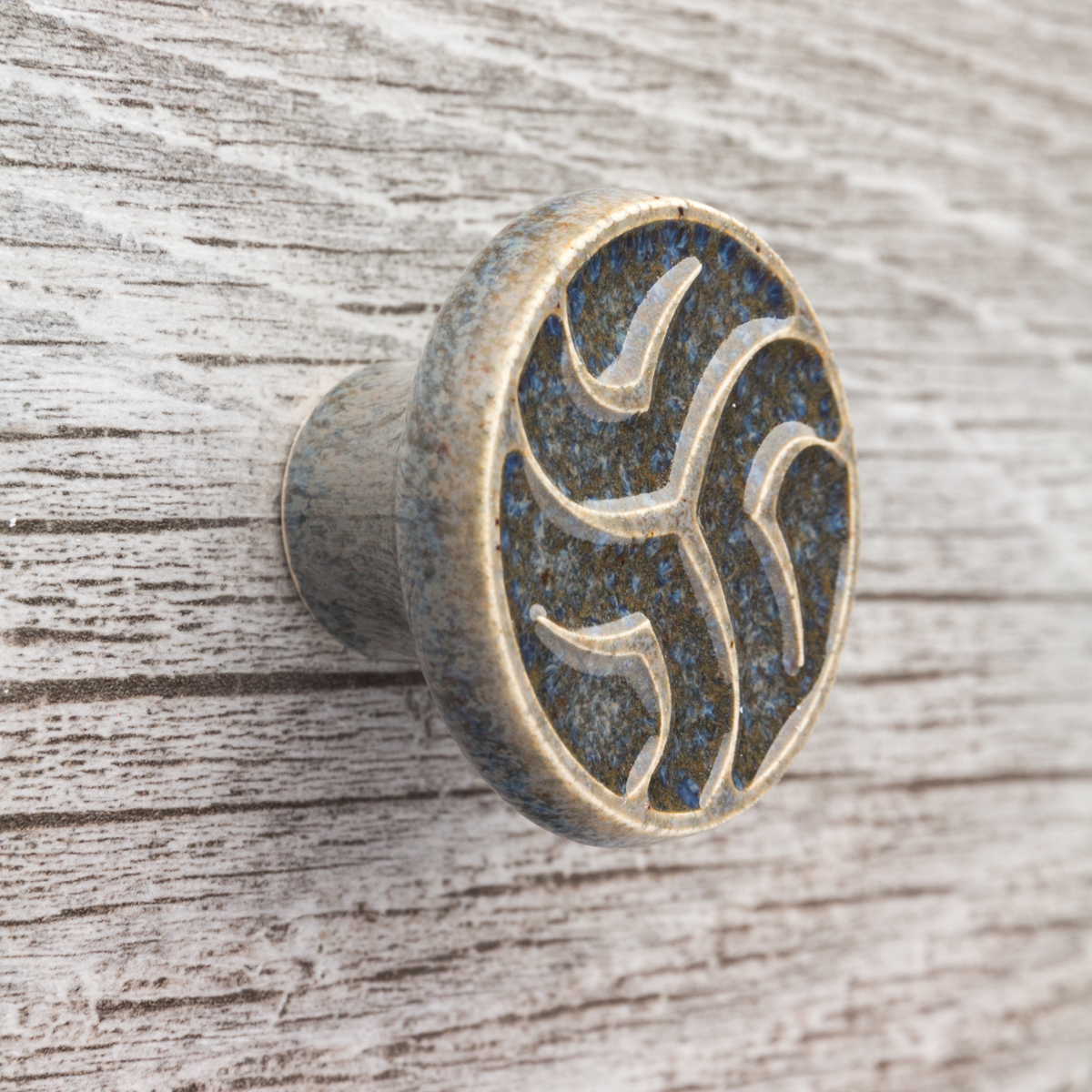 szaro-brązowe gałki do mebli