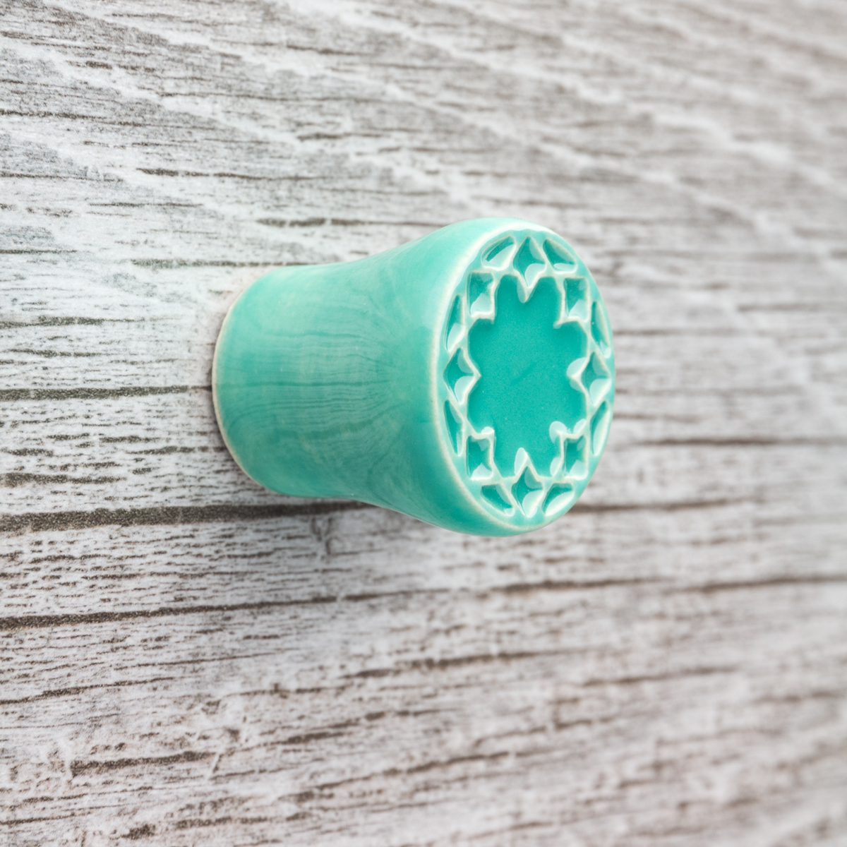 gałka do mebli miętowo-turkusowa